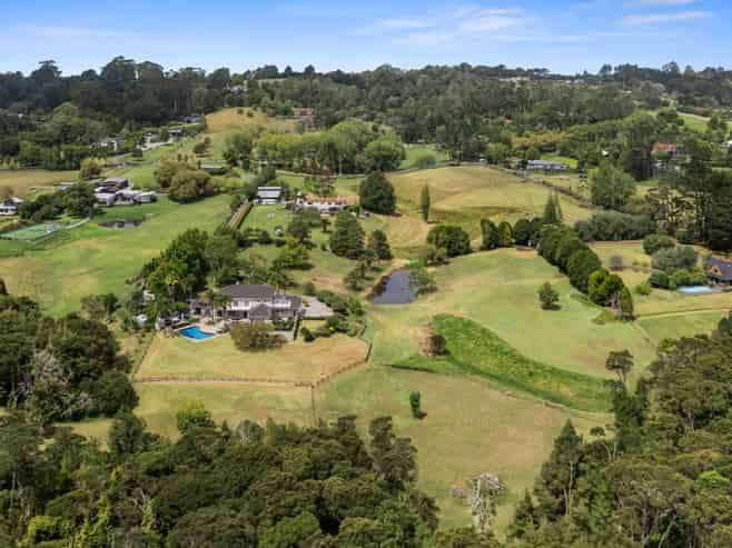 45 Hardens Lane, Paremoremo