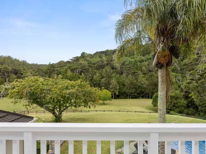 45 Hardens Lane, Paremoremo