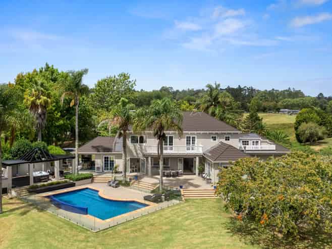 45 Hardens Lane, Paremoremo