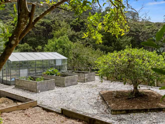 45 Hardens Lane, Paremoremo