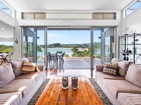 34 Ohawini Road, Oakura