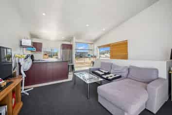 11M Gundry Street, Newton