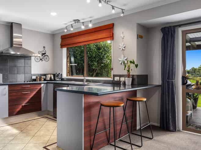 23 Edgewater Grove, Whakatane