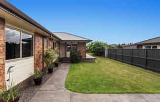 23 Edgewater Grove, Whakatane