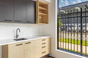 392sqm Prime Unit In High Growth Location