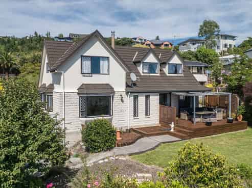 1 Boyes Place, Enner Glynn