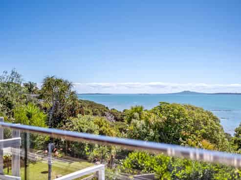 18 Craig Road, Maraetai