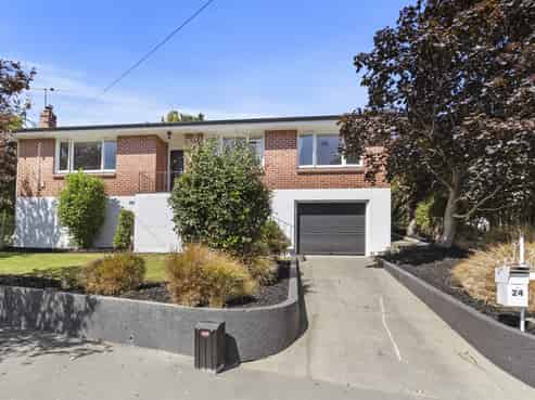 24 Coonoor Road, Watlington