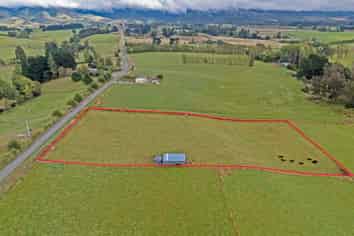 38 Whitneys Road, Waimate
