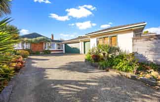 28 James Laurie Street, Henderson
