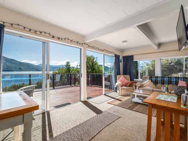 2789 Queen Charlotte Drive, Whenuanui Bay