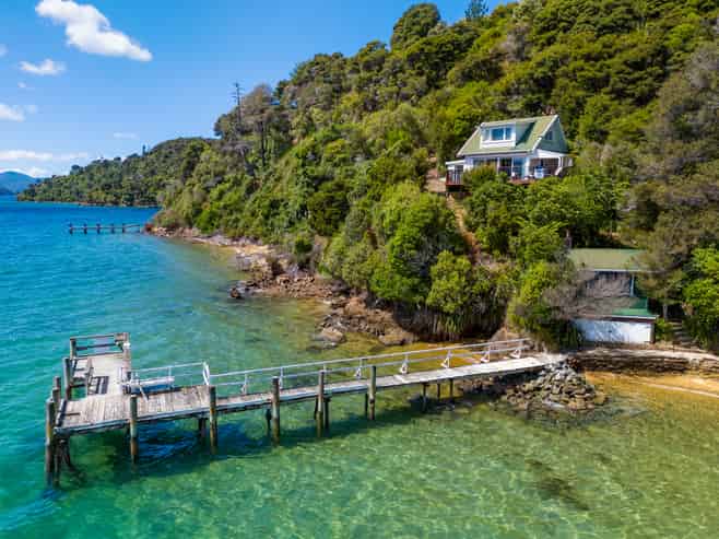 2789 Queen Charlotte Drive, Whenuanui Bay