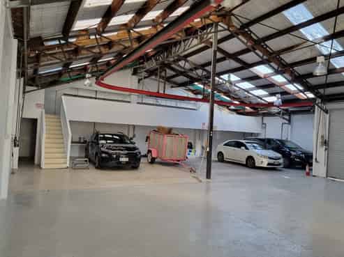 Central Frankton workshop or warehouse