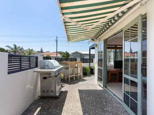 201 Ocean Road, Whangamata