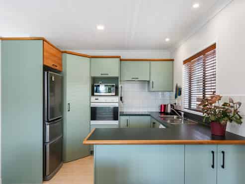 201 Ocean Road, Whangamata