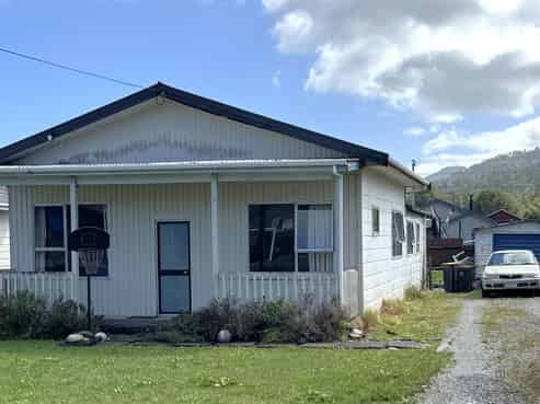 34 Macdougall Avenue, Dunollie