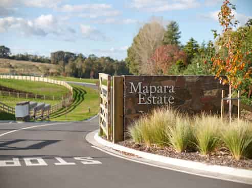 24 Willow Lane, Acacia Bay