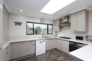 21 Whiting Drive, Wakefield
