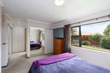 21 Whiting Drive, Wakefield