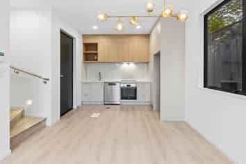 29D Mirrabooka Avenue, Botany Downs