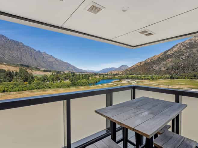 409/18 Mountain Ash Drive, Queenstown Central