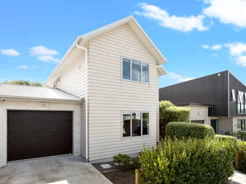 9 Tihema Lane, Westgate