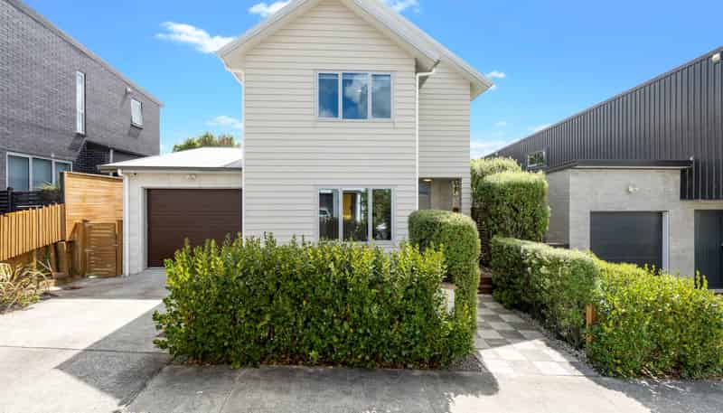 9 Tihema Lane, Westgate