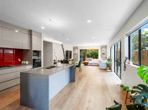 9 Tihema Lane, Westgate