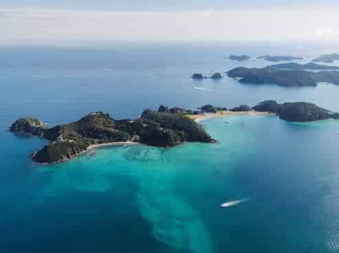 1 Motuarohia Island, Russell