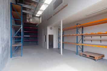 High Stud Tilt Slab Warehouse 146sqm | Avail Now!