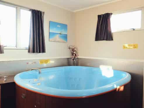 16 Units - Great Location - Very Motivated Vendor