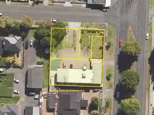 16 Units - Great Location - Very Motivated Vendor