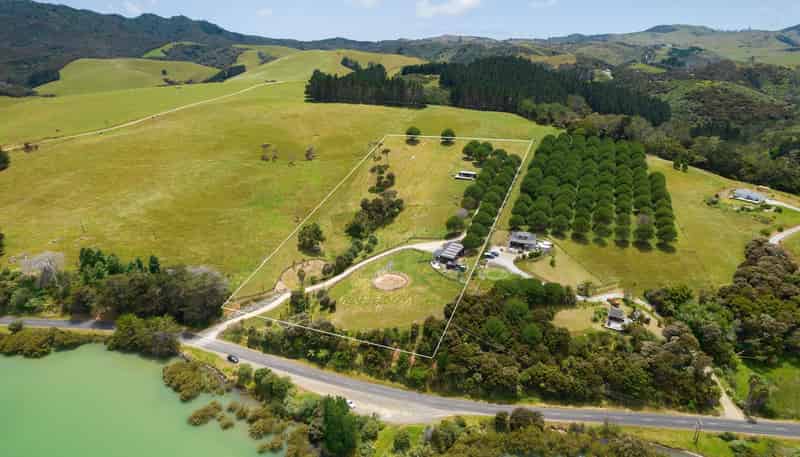 330 Hihi Road, Mangonui