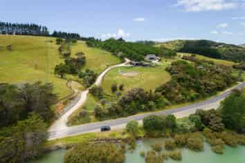 330 Hihi Road, Mangonui