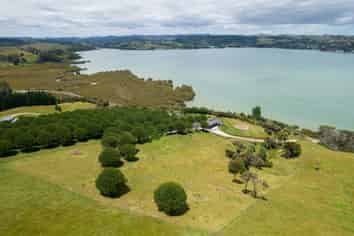 330 Hihi Road, Mangonui