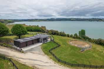 330 Hihi Road, Mangonui