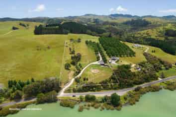 330 Hihi Road, Mangonui