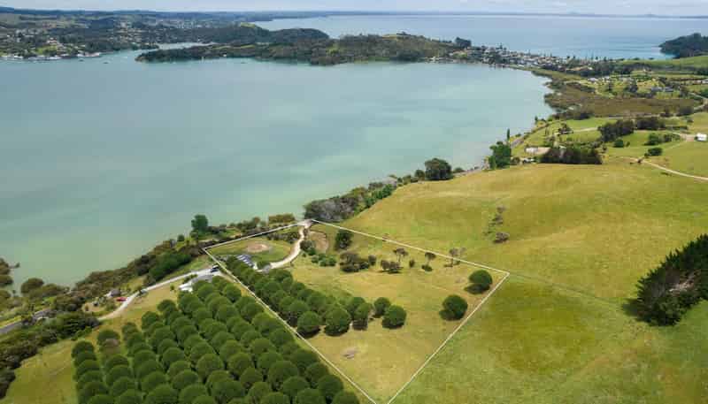 330 Hihi Road, Mangonui