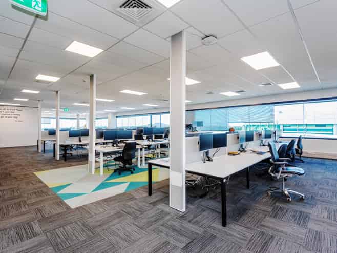 Office with amazing sea and CBD views