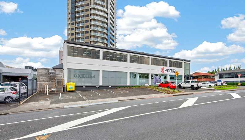 19 Byron Avenue, Takapuna