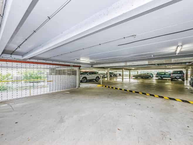 Premium Office Suites with Parking in Greenlane