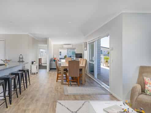147 The Fairway, Matarangi