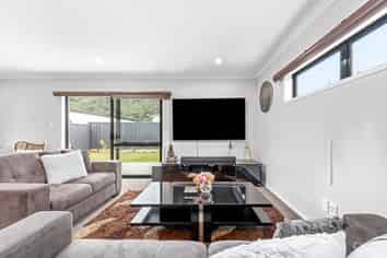 6 Pattullo Crescent, Wallaceville