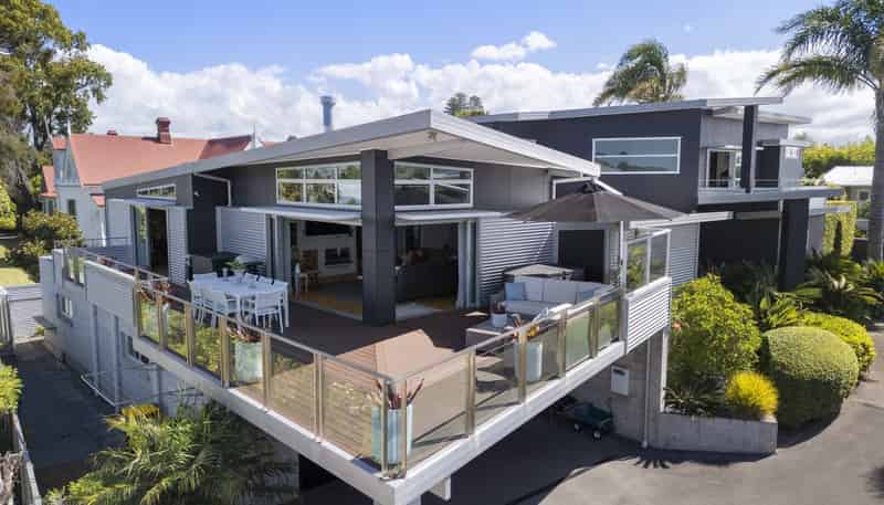 21 Hillcrest Road, Otumoetai