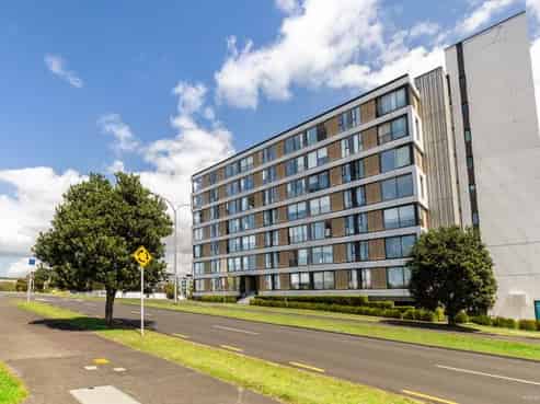 Unit 102 - Munroe Lane, Albany
