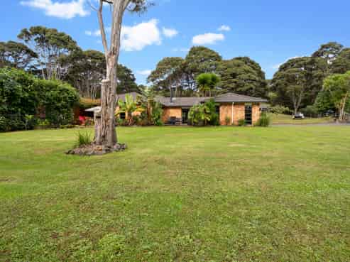 35 Cochran Road, Oratia