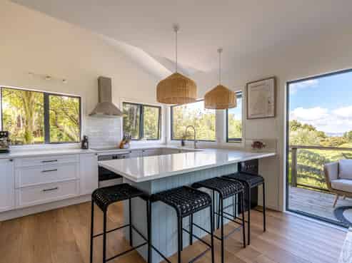 37 Beresford Avenue, Surfdale