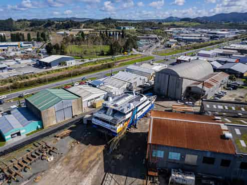 Working Heavy Marine Slipway