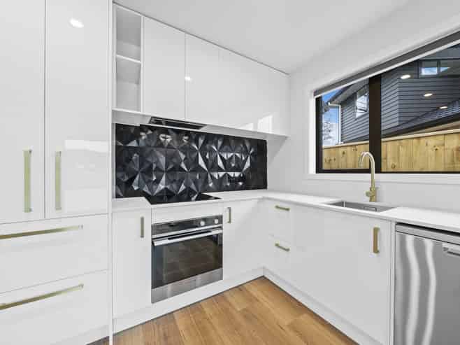 1A Rewarewa Way, Timberlea