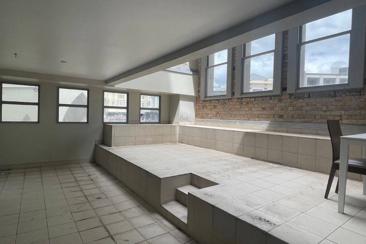 Sophisticated Living with Unbeatable Convenience - Widok 4